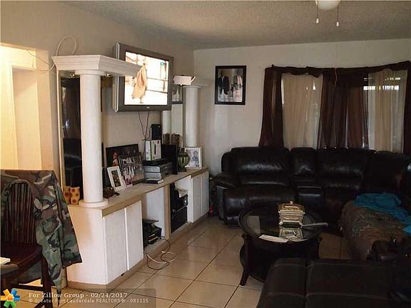 5th image of 6221 SW 9th Ct