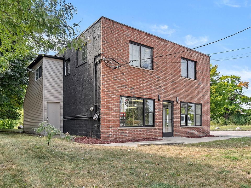 1st image of 44855 Grand River Ave APT 2B