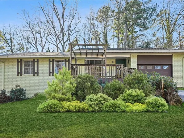 3291 Shady Oak Dr, Atlanta, GA 30340