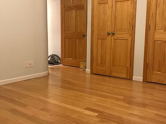 3rd image of 2526 23rd St #1