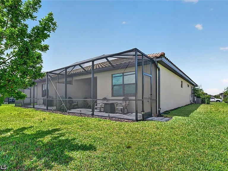 14008 Hunter Oak Dr — Photo 32