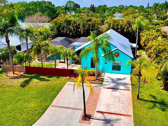 2nd image of 1294 SW Vizcaya Circle