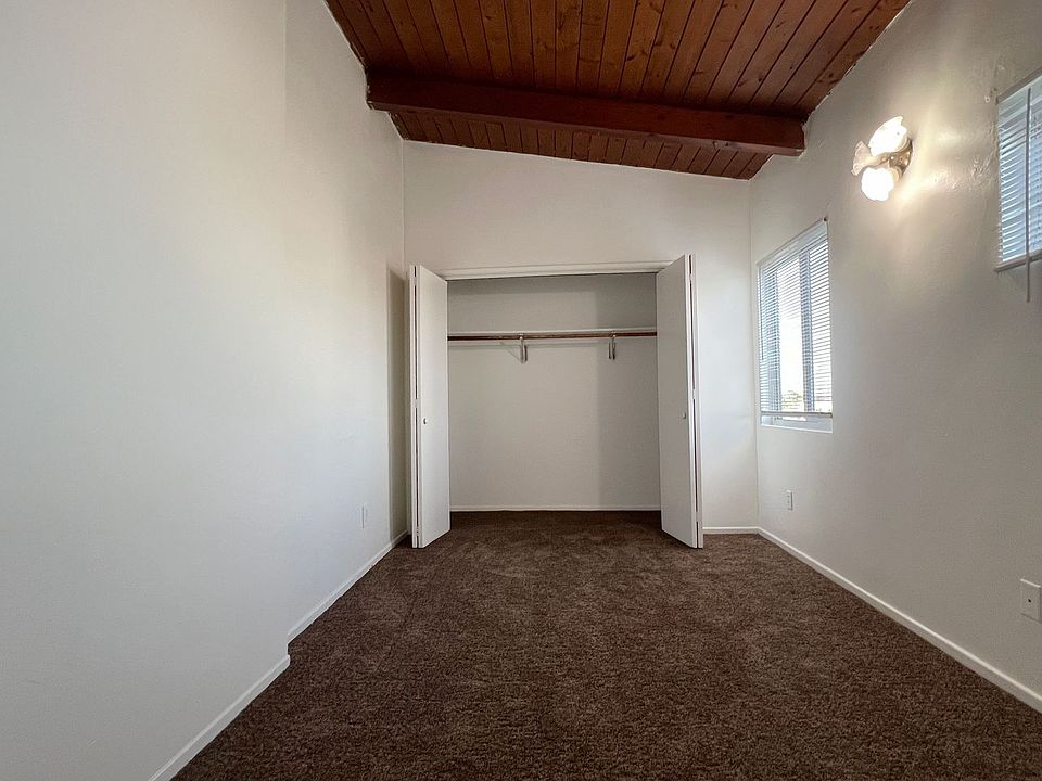 Building Photo 5