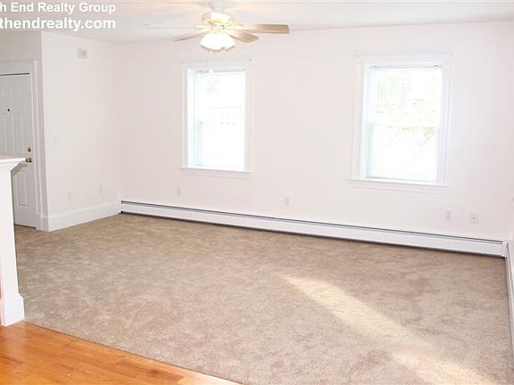 5th image of 341 Lynn St #1