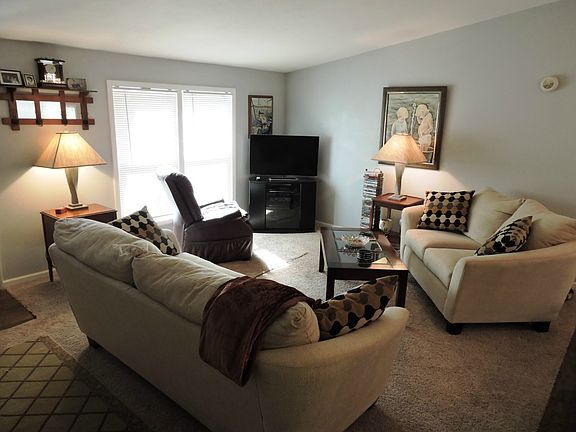 4th image of 22308 92nd Avenue Ct E