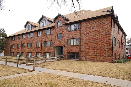 Sundance Apartments Photo 1