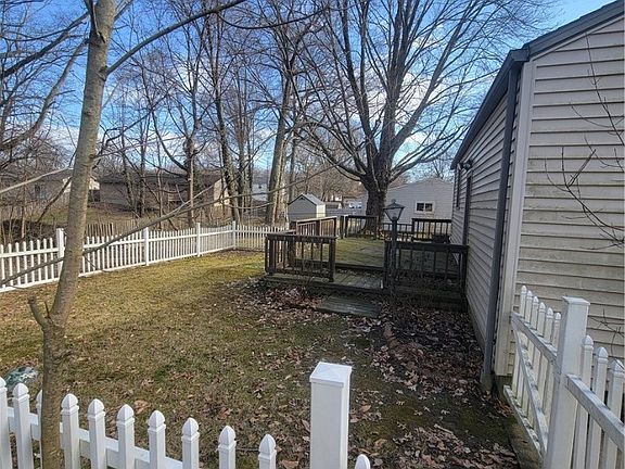 5th image of 3873 Whippoorwill Ln