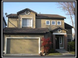 8191 Starburst Ln, Elk Grove, CA 95758