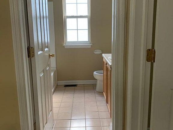 4th image of 119 Cypress Dr
