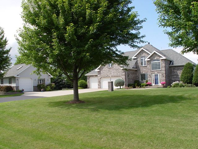 1st image of W9746 Stone Crest Dr