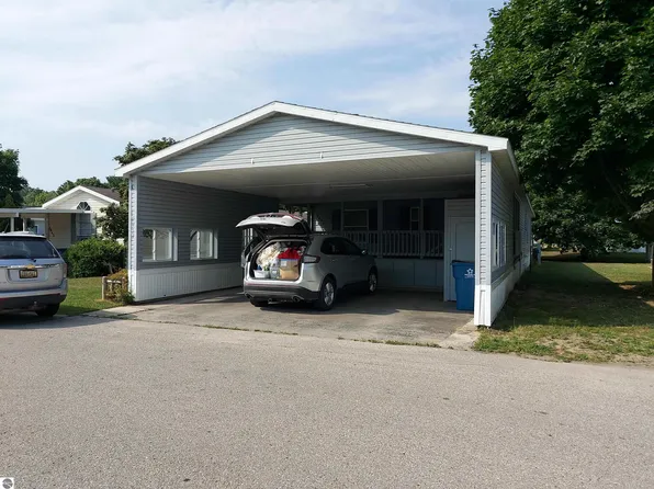 2451 Leisure Ln, Traverse City, MI 49686
