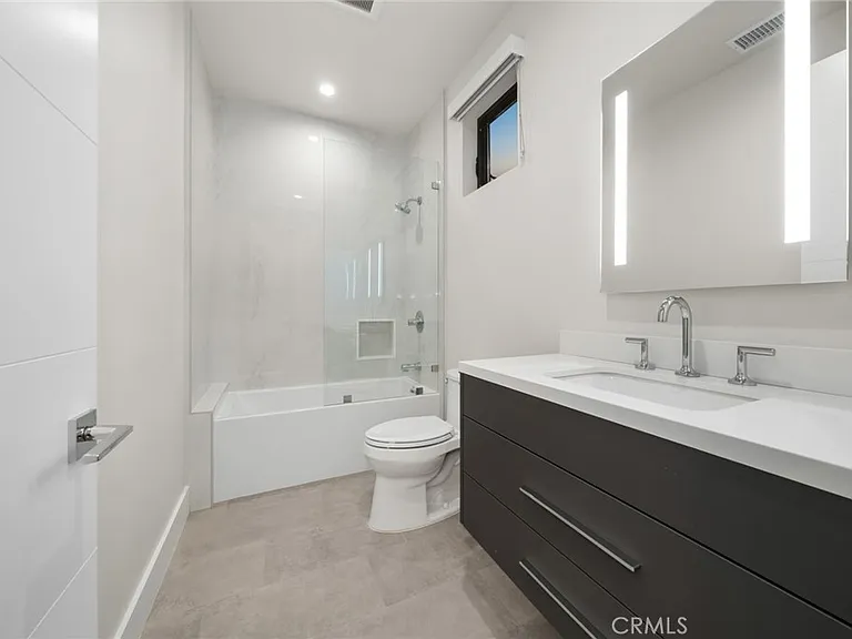 1511 Cliff Dr — Photo 24