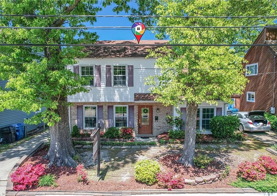 1st image of 513 Lake Dr