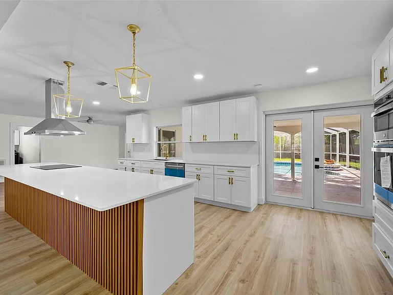 5700 Bayou Grande Blvd NE — Photo 22