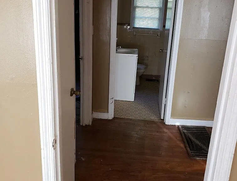 2449 Bristol Dr #0 — Photo 5
