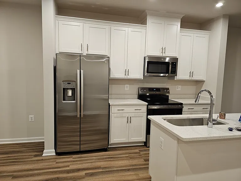 27 Anthem St — Photo 17