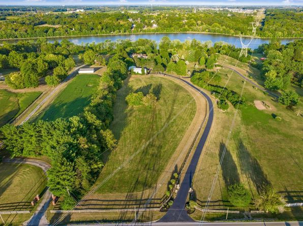 5701 Dublin Rd, Delaware, OH 43015