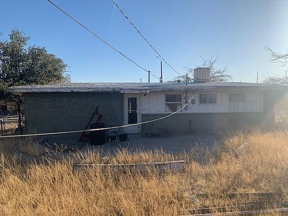 3rd image of 4101 & 4107 Titanic Ave