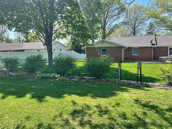 View of XL garage