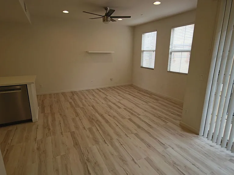 8897 Lightwave Ave — Photo 10