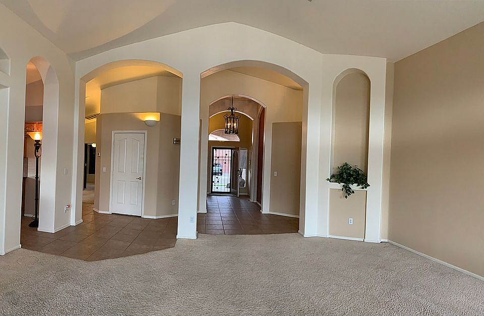 1st image of 4203 E Cedarwood Ln