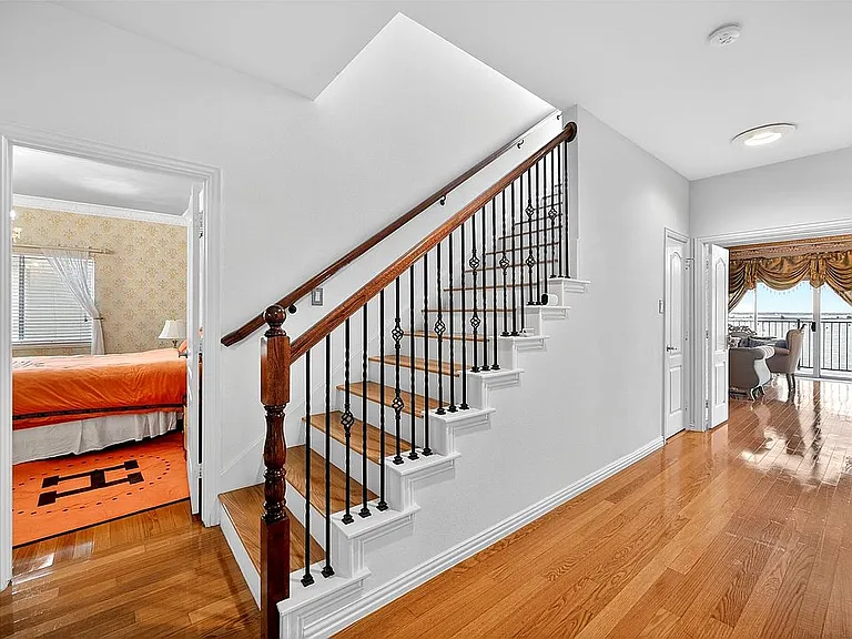 5218 Lake Terrace Ct — Photo 28