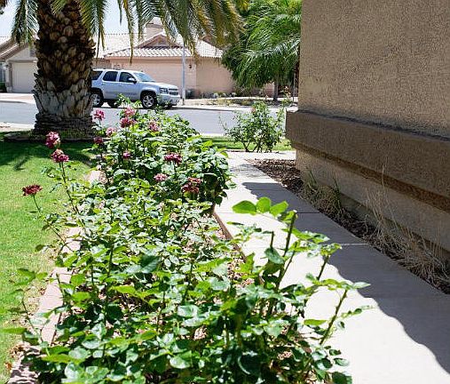 2nd image of 948 W Sierra Madre Ave