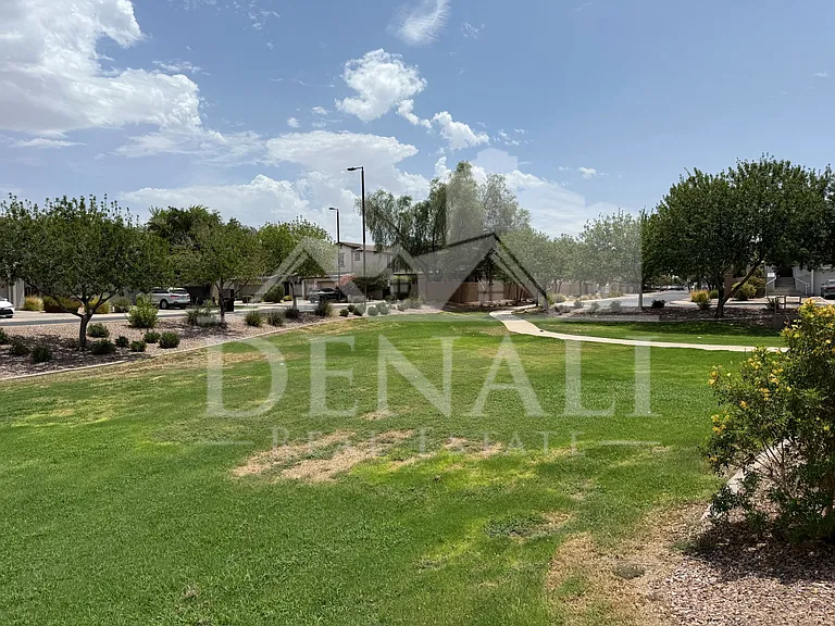 1275 E Marcella Ln — Photo 29