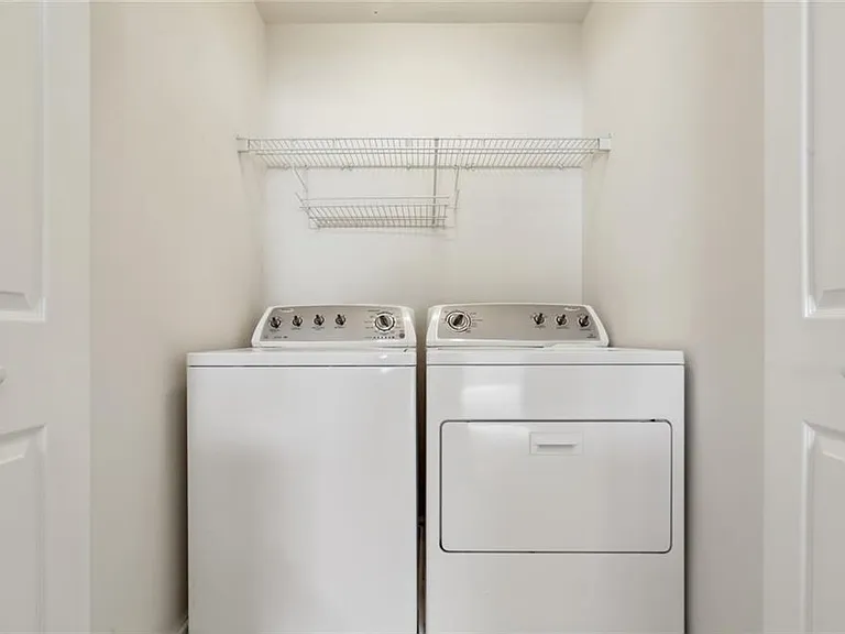 3033 Hartright Bend Ct — Photo 24