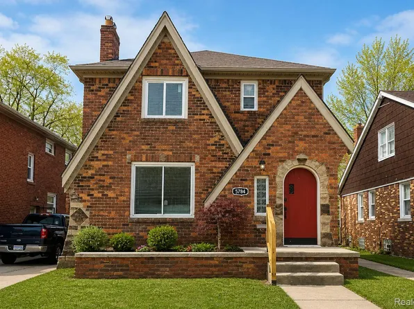 5784 Whittier St, Detroit, MI 48224
