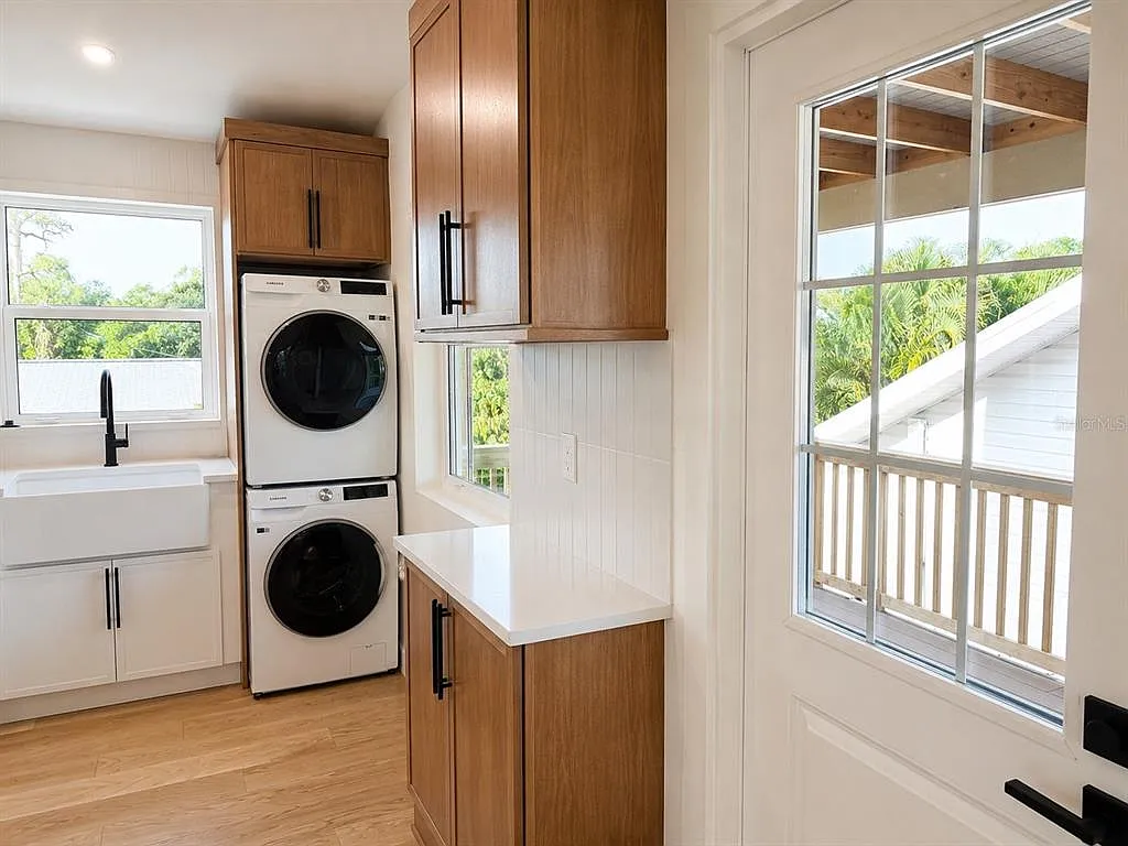 2 bed, 1.0 bath, 600 sqft, $2,600 — Photo 3