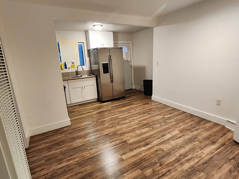 3411 1/2 Altura St — Photo 11