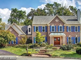 10101 Copper Ct, Oakton, VA 22124