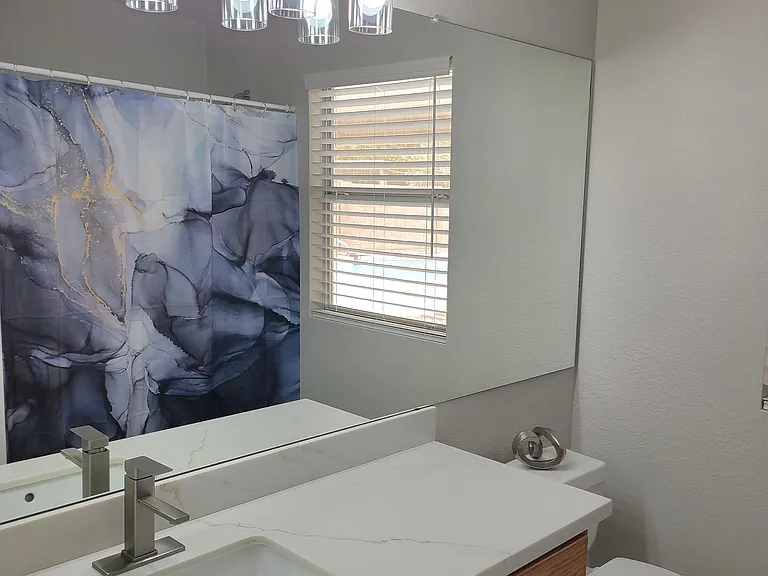1439 E Flint St — Photo 17