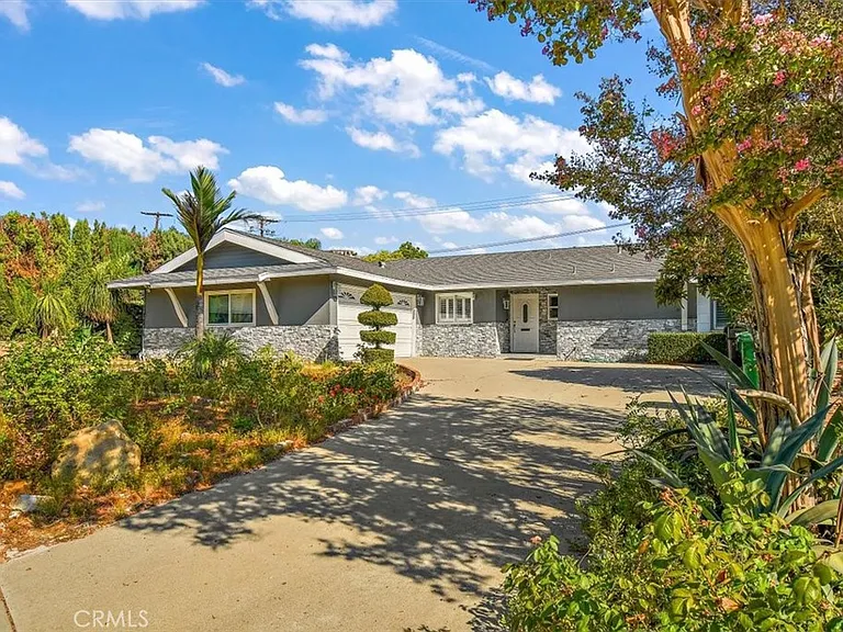 24226 Meadow Falls Dr — Photo 1