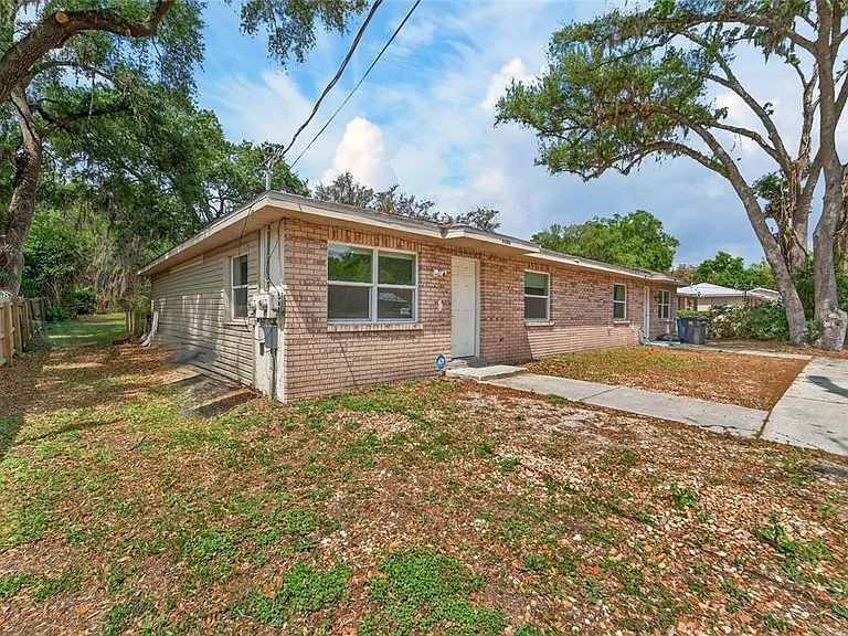 5502 Peach Ave — Photo 4