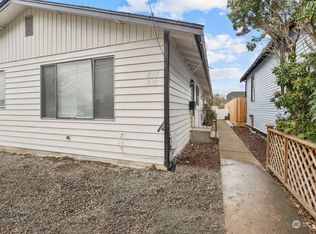 214 Burnett Ave N, Renton, WA 98057