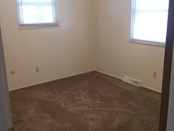 bedroom front