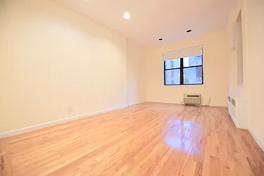 Rented by Nolita Group