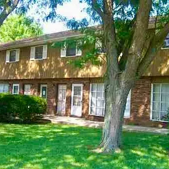 601 E Main St — Photo 3