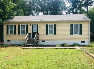 3203 Roland View Ter, Chester, VA 23831