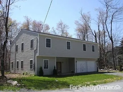 608 Forest Dr photo 1