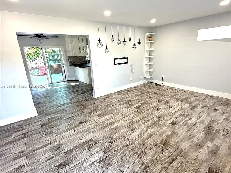 11120 SW 154th St — Photo 5