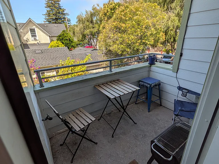 224 Laurel St #B202 — Photo 10