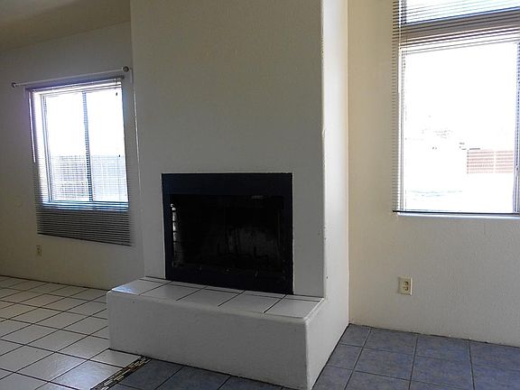 4th image of 3805 E Glenn St