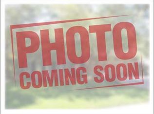 113 3rd St NW, Mitchellville, IA 50169