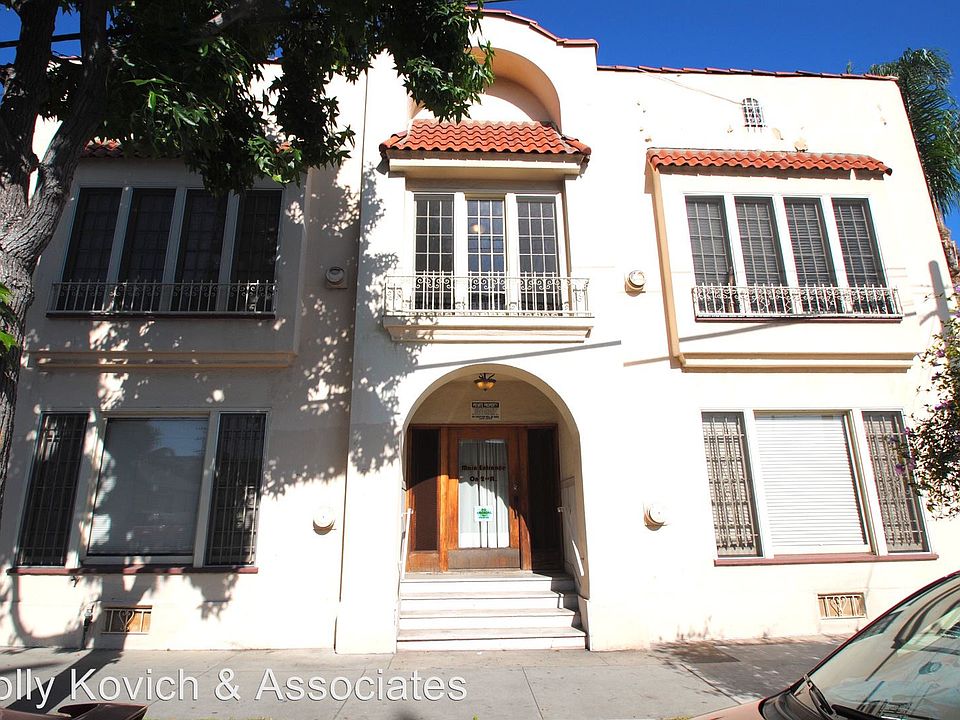 2nd image of 1162 E 2nd St APT 6