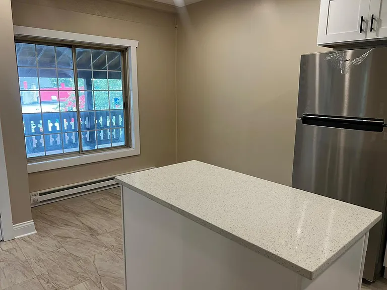 10102 Main St #1A — Photo 11