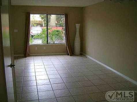4th image of 614 S Mollison Ave APT G