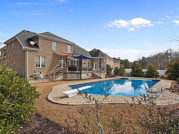 4th image of 809 Dasa Leo Ct